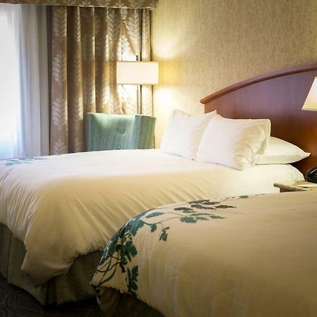 Wingate By Wyndham Elkins Hotel Екстериор снимка
