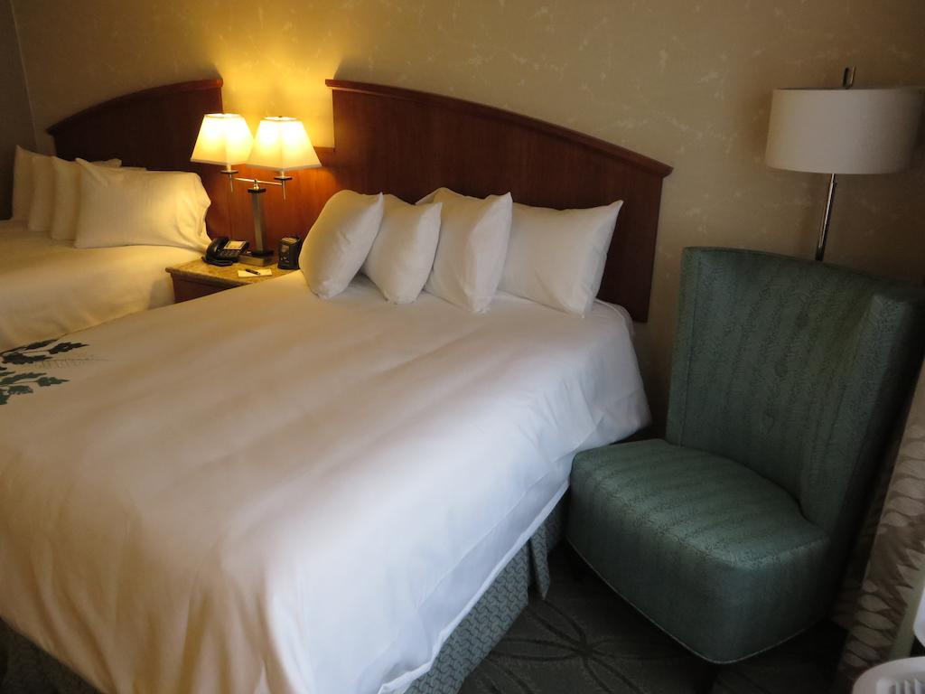 Wingate By Wyndham Elkins Hotel Екстериор снимка